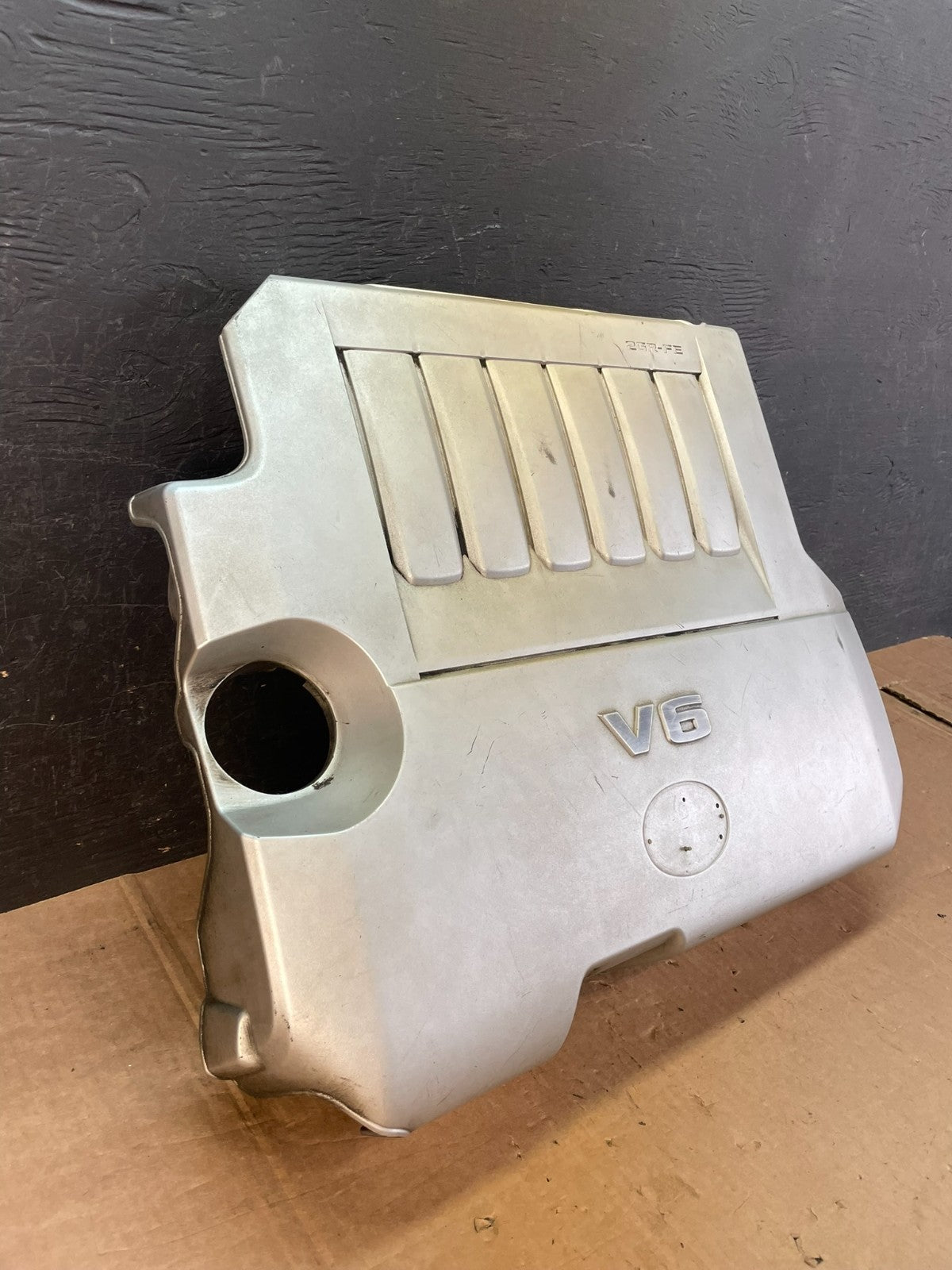 2008 to 2010 Toyota Highlander RAV4 Top Engine Cover Lid AE8586 DG2