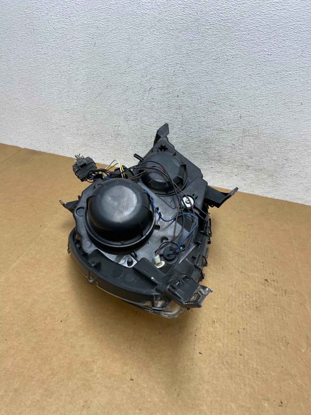 2010 - 2015 Chevrolet Equinox Halogen Headlight Right Passenger Side AE3033 DW6