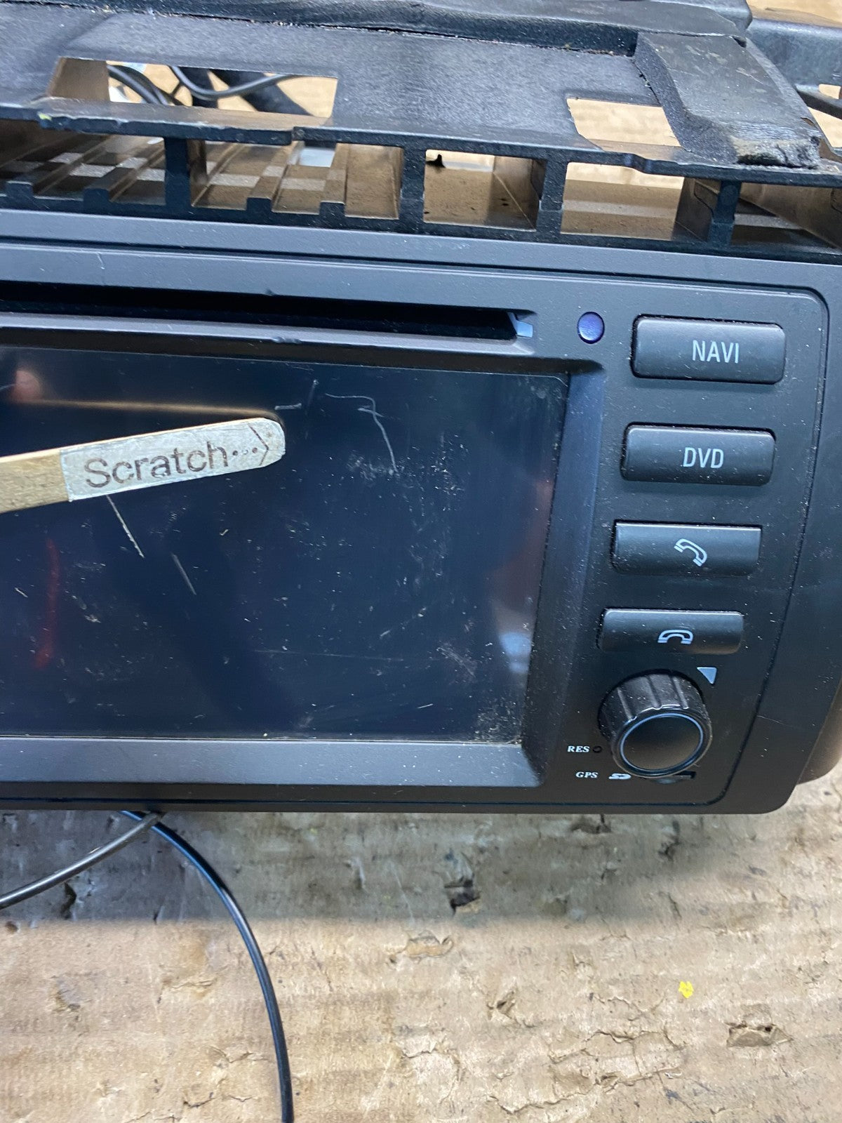 2000 to 2006 BMW E46 3-Series Navigation Information Display CD Radio S3181 C PS5
