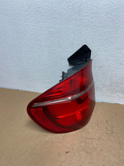 2011 2012 2013 Bmw X5 E70 Left Driver LH Tail Light AD7990 LK2