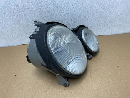 2000-2002 Mercedes E E320 E430 Right Passenger Halogen Headlight AG2005 DW2
