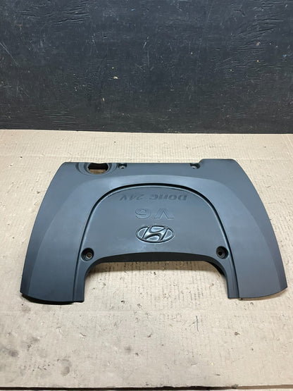 2002 to 2005 Hyundai Sonata 2.4L Engine Trim Cover I7730 PS1