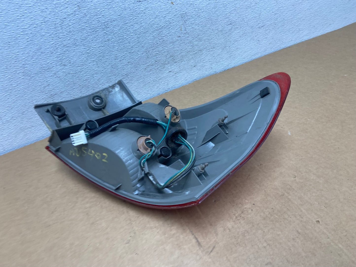 2008 to 2015 Nissan Rogue Left Driver Lh Side Tail Light AD5402 LK5