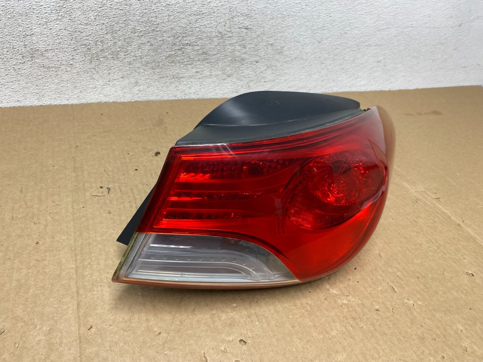 2011 2012 2013 Hyundai Elantra Sedan Right Passenger Tail Light AF9599 DW2