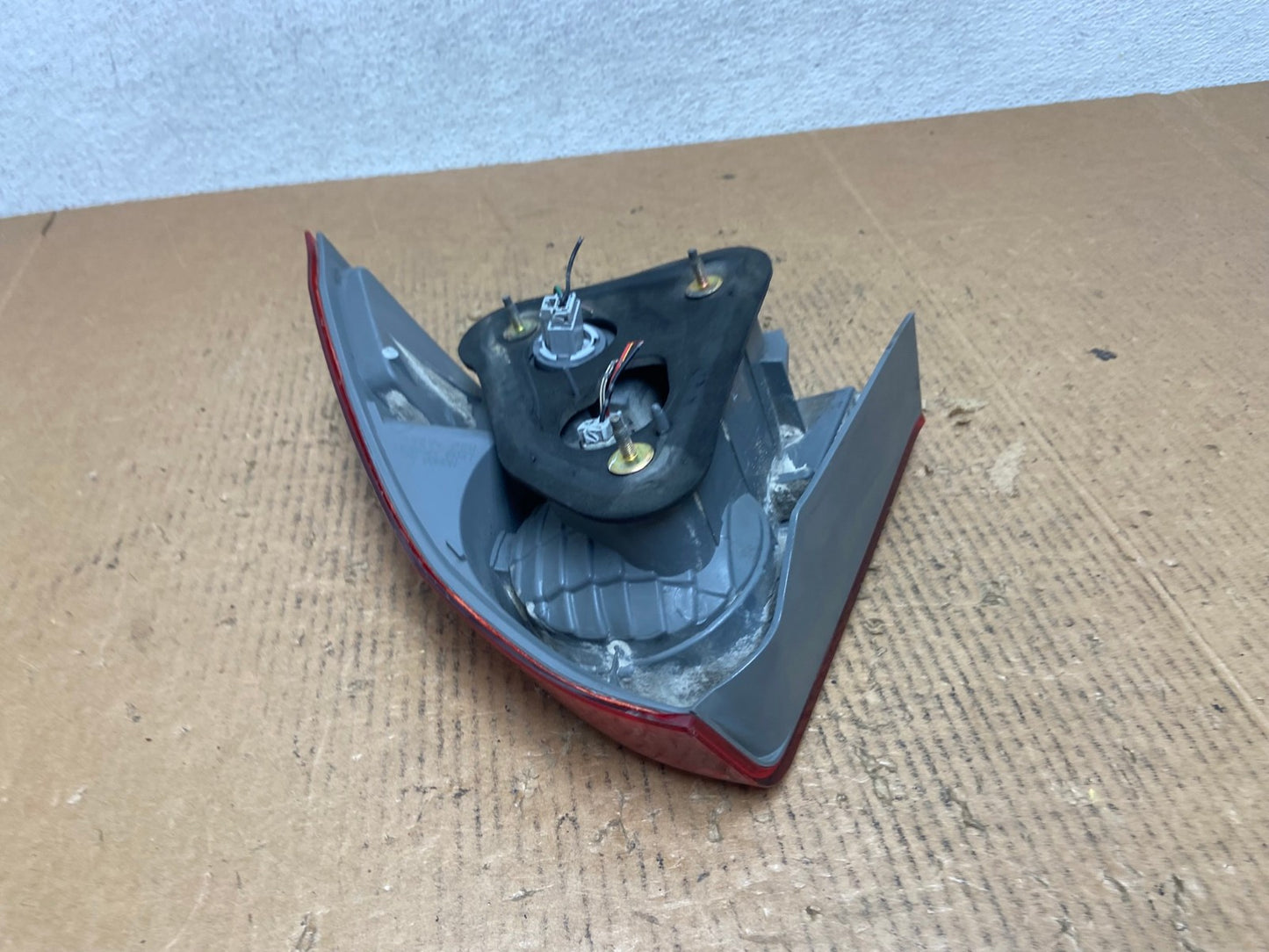 2003 2004 2005 Honda Civic Sedan Left Driver LH Side Tail Light AE2600 LK5