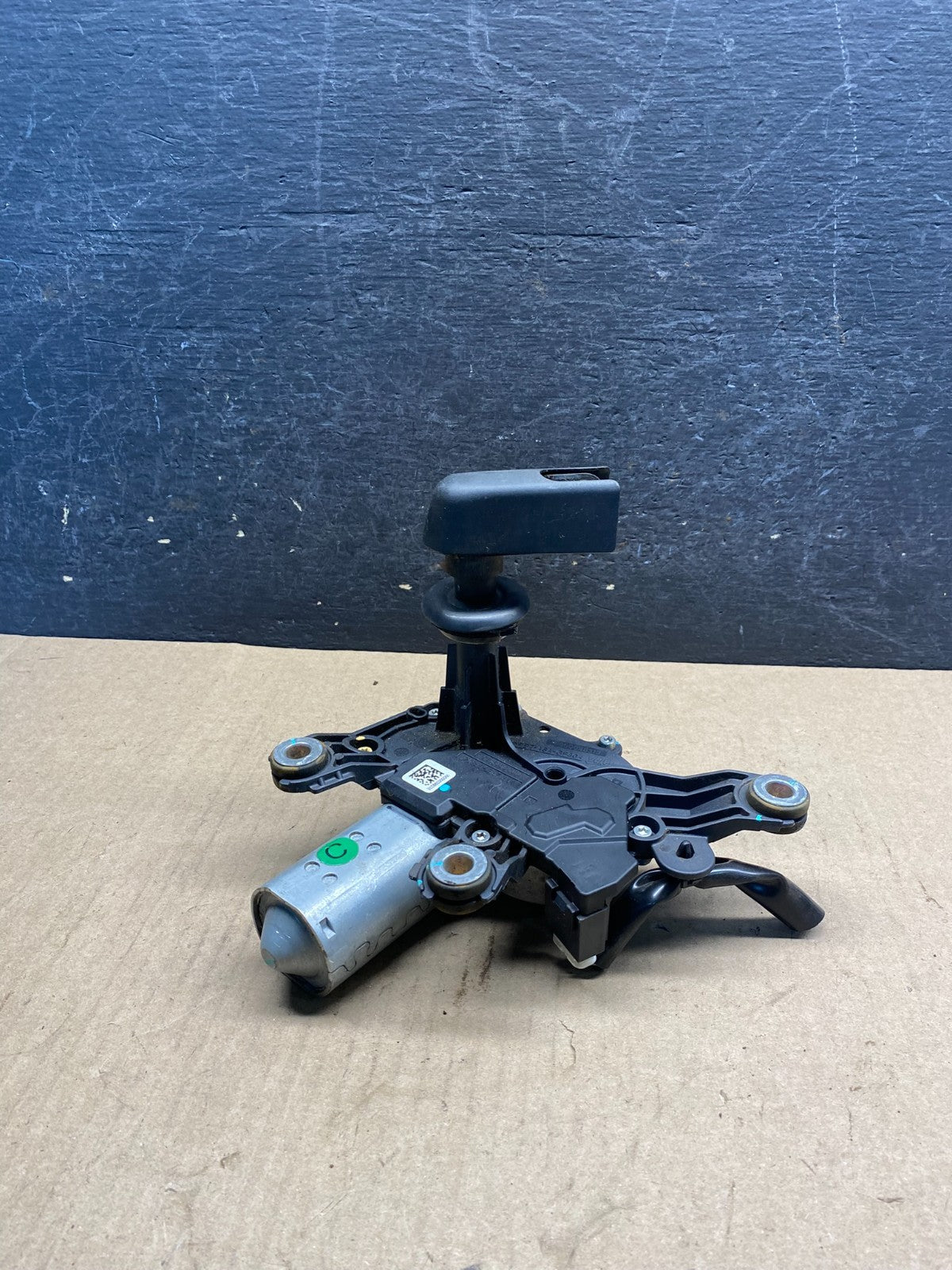 2017 to 2021 Nissan Rogue Rear Windshield Wiper Motor AG9667 DG1