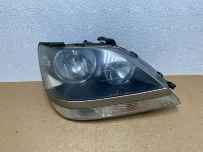 1999 to 2003 Lexus RX300 Right Passenger Headlight Halogen Oem AC1347 DW0