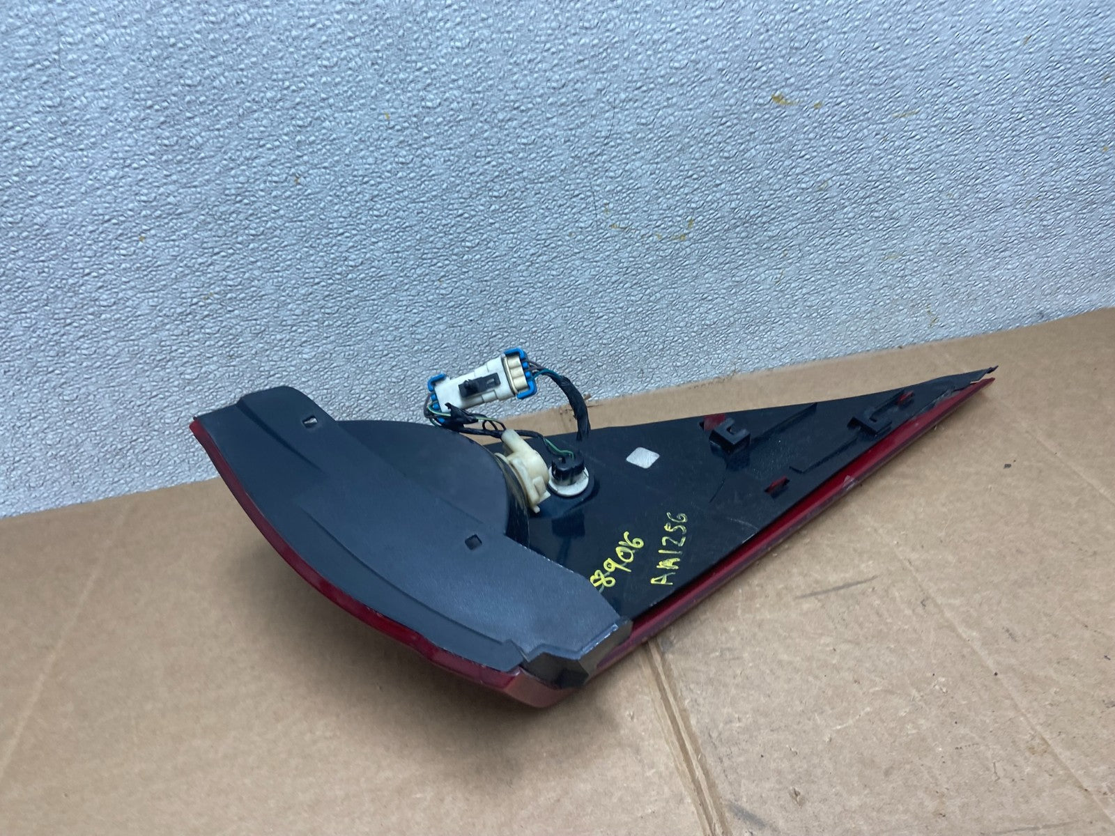 2002-2003 Buick Rendezvous Right Passenger RH Side Tail Light Oem AA1256 DW8