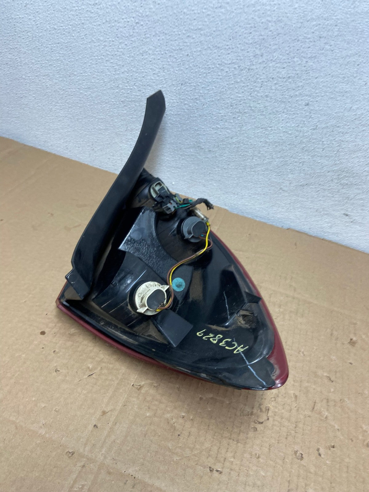 2003-2007 Saturn Ion Coupe Right Passenger RH Side Tail Light Oem AC3829 LK4