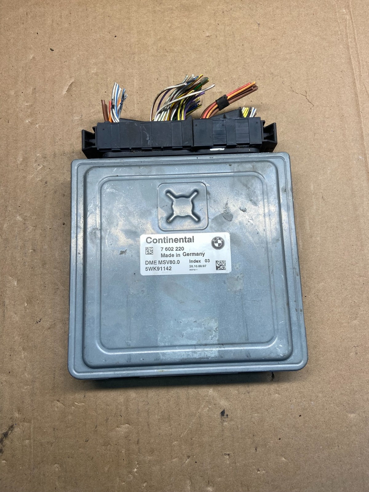 2007 - 2011 BMW 328i 528i E90 ECM ECU Engine Computer 7602220 AG1463 DW0