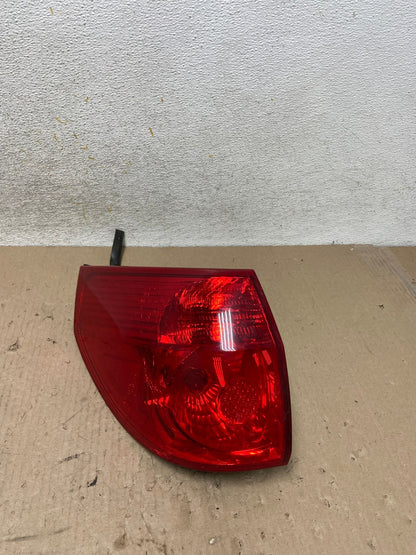 2006 to 2010 Toyota Sienna Left Driver LH Side Tail Light AH6856 LK0
