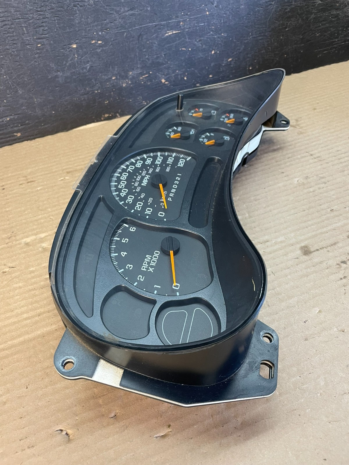 2003-2006 Silverado Sierra Yukon Tahoe Speedometer Instrument Cluster AF3463 DW1