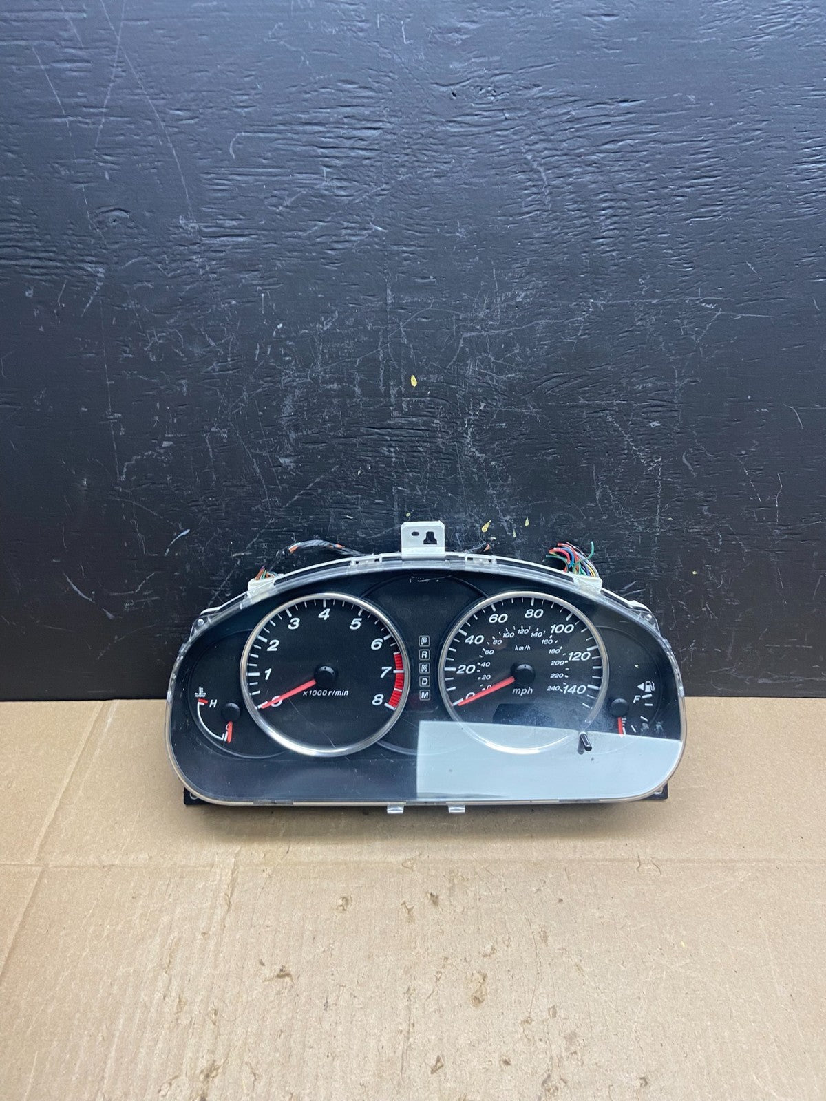 2006 to 2007 Mazda 6 Speedometer Cluster OEM ab9759 DG0