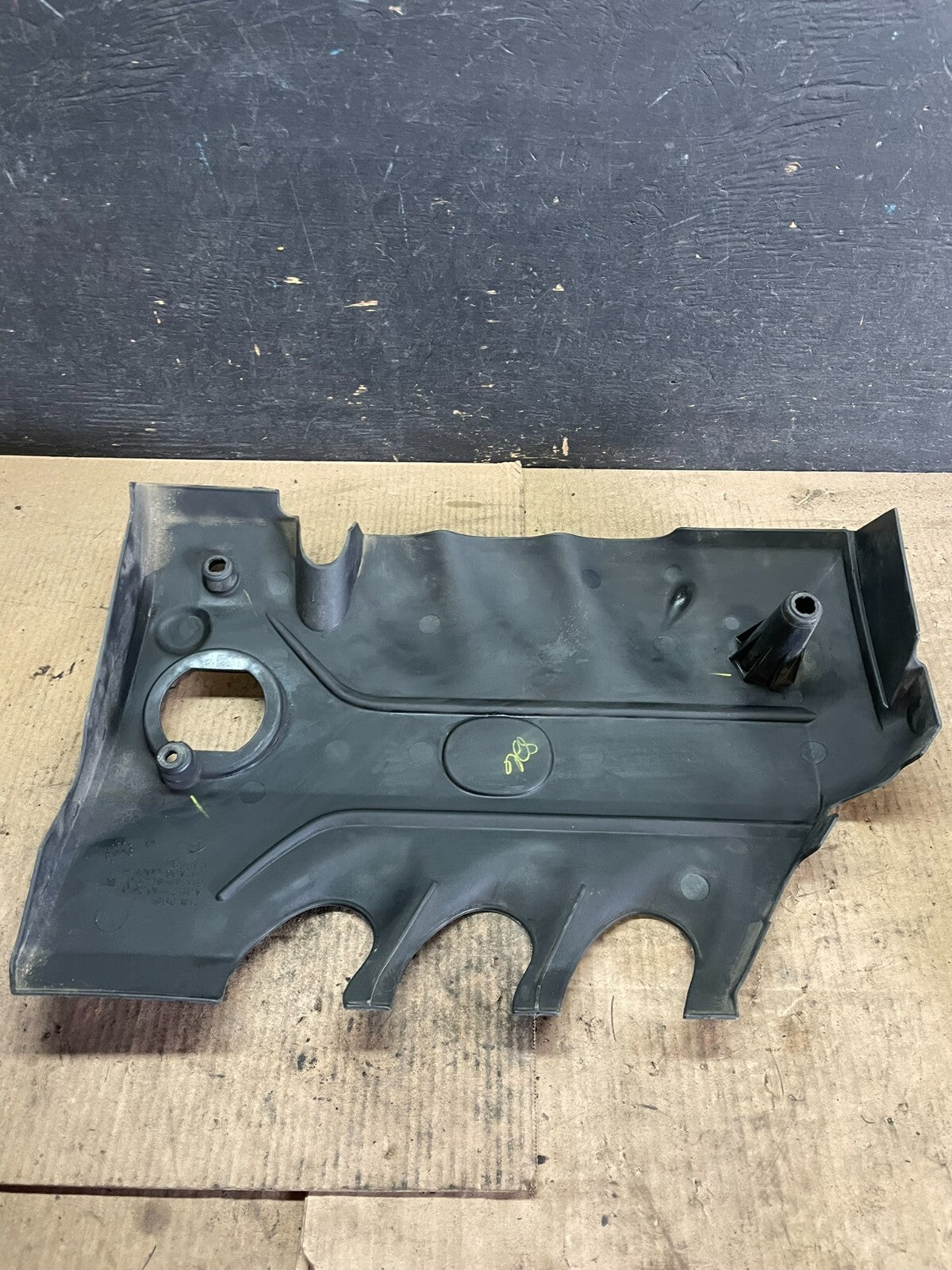 2003 to 2008 Mazda 6 3.0L Engine Cover Top Lid Cover OEM M8855 DG4