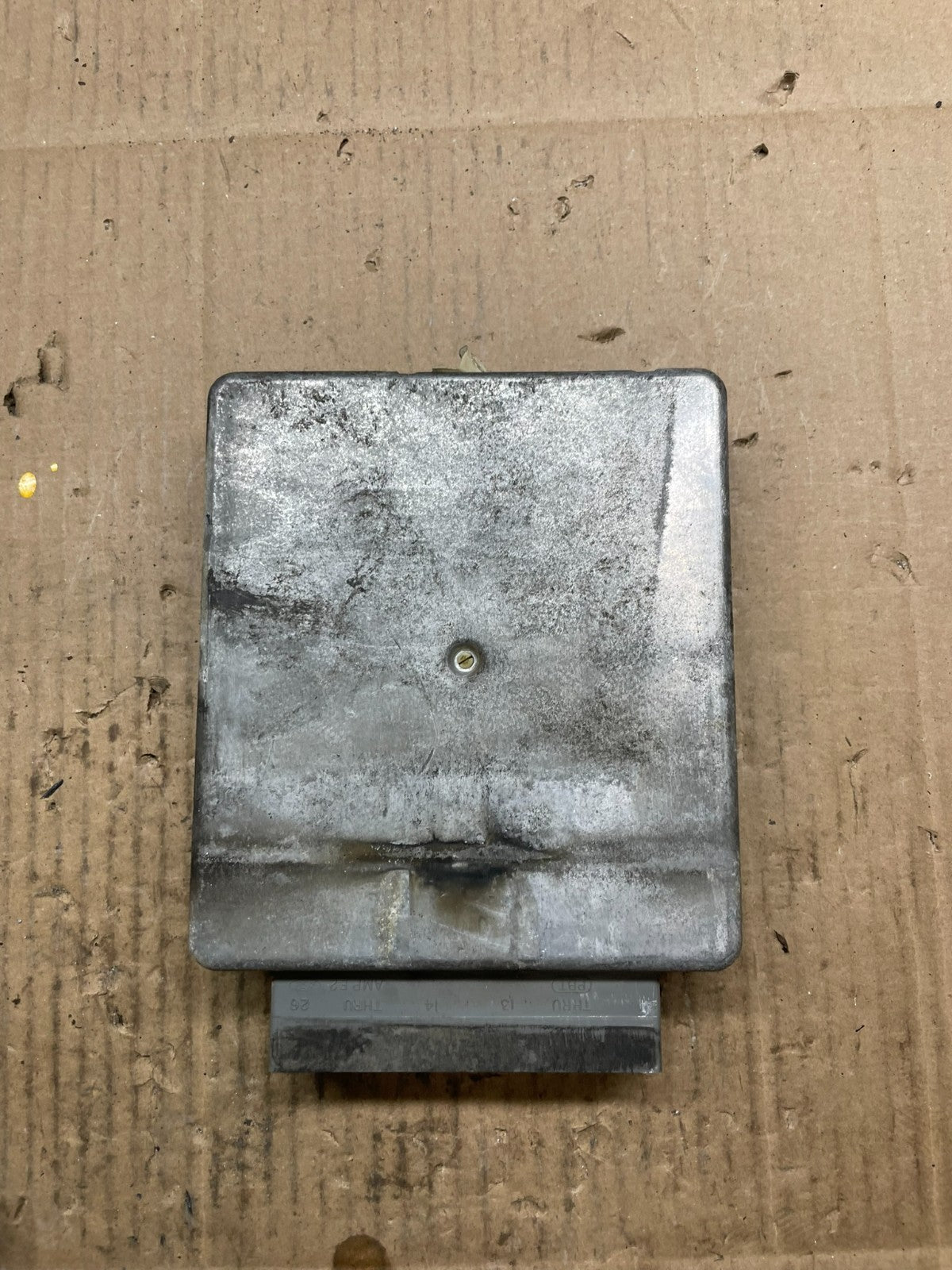 1999 Ford Van E150 4.2L Engine Control Module Unit ECU ECM Oem r3869  DG2