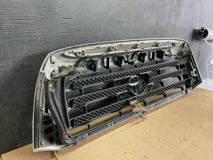 2007 to 2009 Toyota Tundra Front Upper Grill Grille W/ Emblem AA8913 DG5