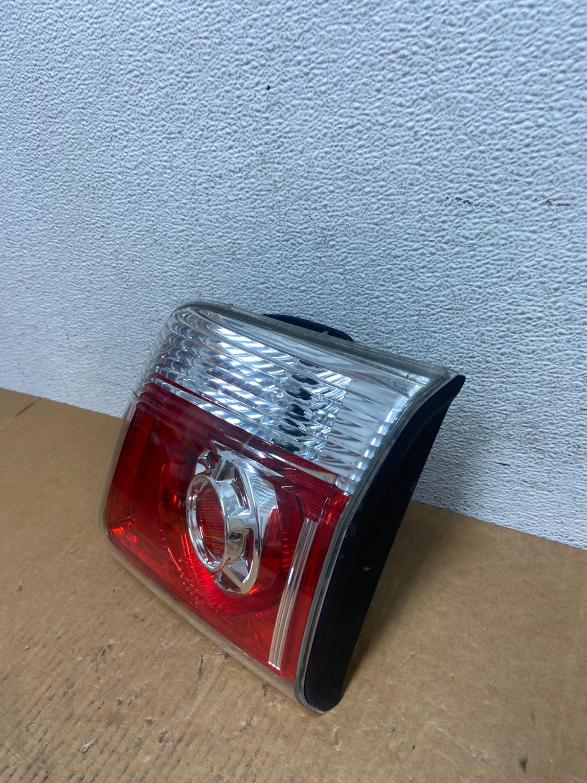2007 to 2012 GMC Acadia Right Passenger Rh Hatch Tail Light Inner AE0501 LK1