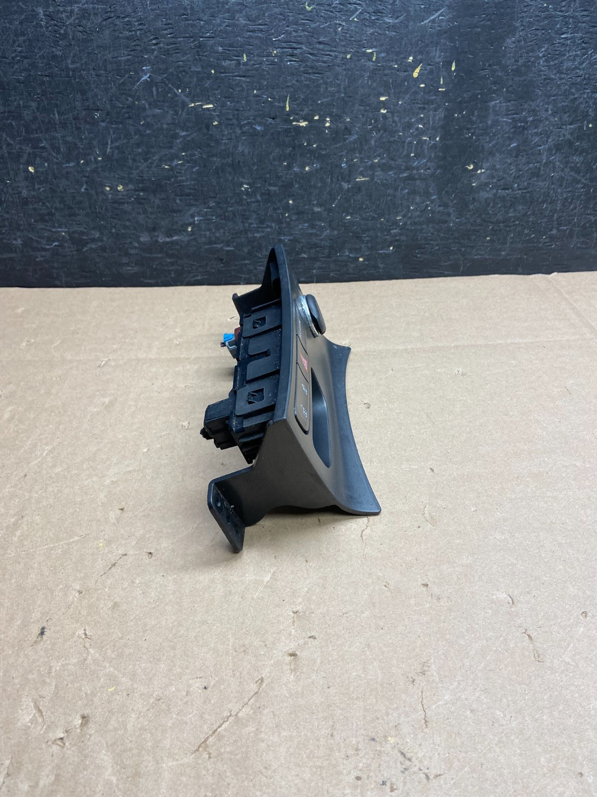 2013-2016 Chevy Malibu Hazard Socket Traction Control Button Panel Trim AI63381
