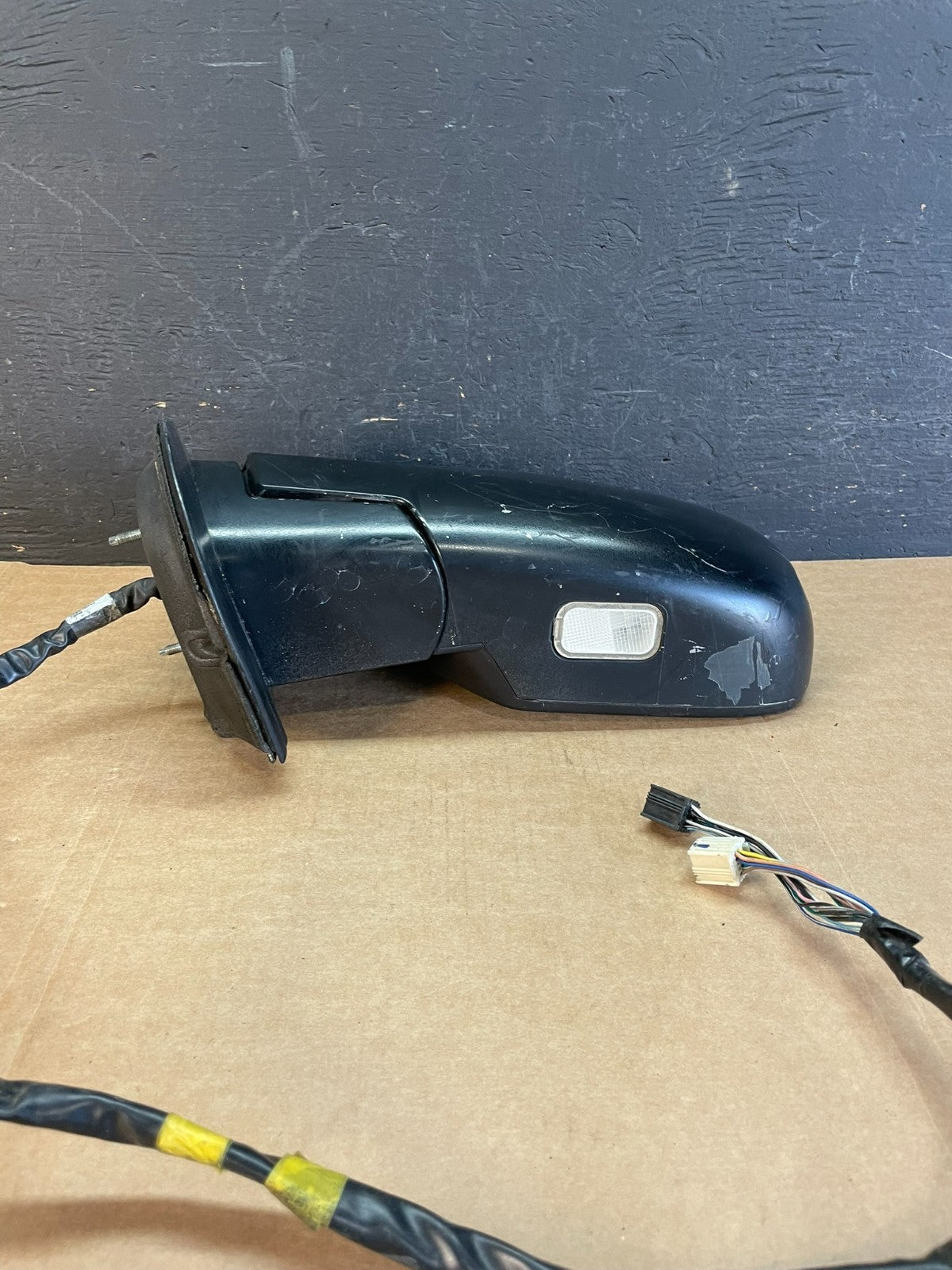 2007 to 2008 Gmc Yukon Left Driver LH Side View Door Turn Mirror AE3797 DW3