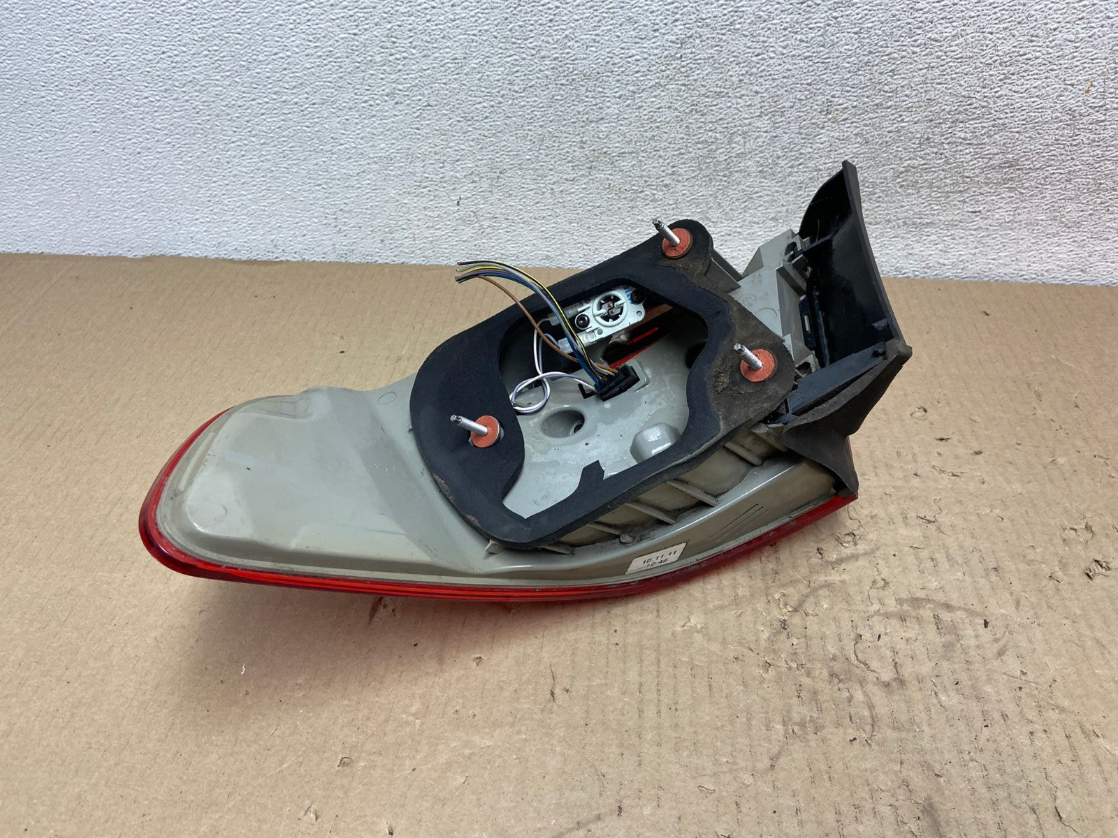 2011 - 2013 BMW 3 Coupe 328i 335i M3 E92 Left Driver Tail Light AG5950 LK4
