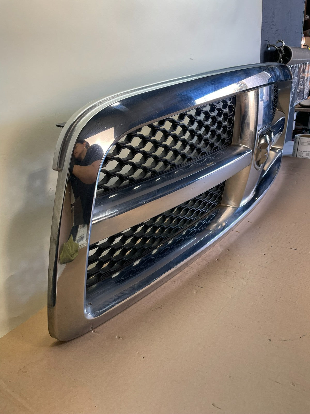 2009 to 2012 Dodge Ram 1500 Front Upper Grille Grill ai4207 DG2