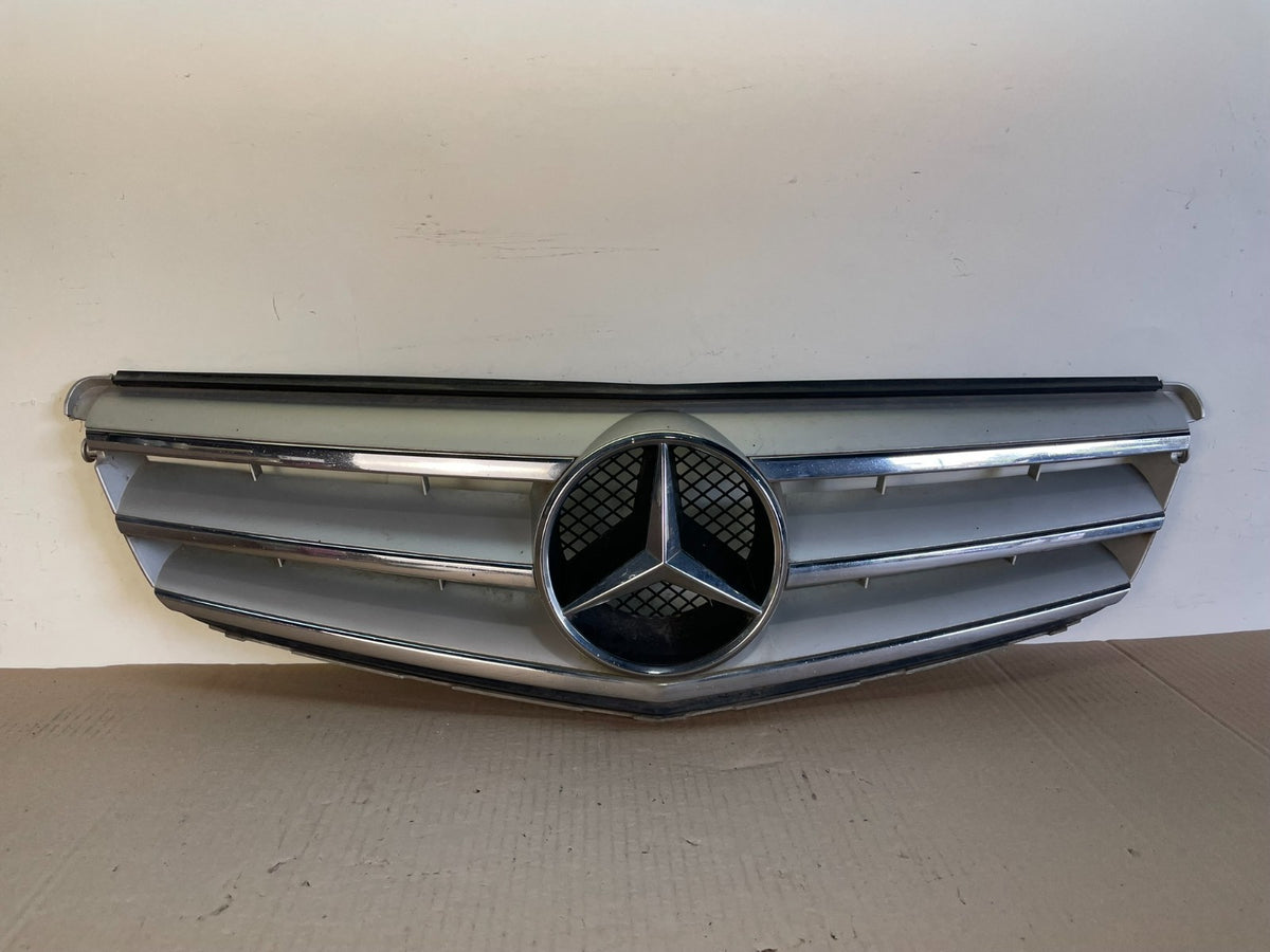 2008-2014 Mercedes-Benz W204 C300 C350 Front Grille Grill ah6518 DG0