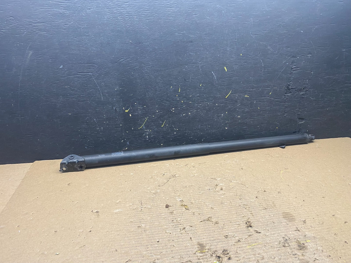 2013 - 2016 Ford Escape Tailgate Power Hatch Lift Right Strut S8953 DG1