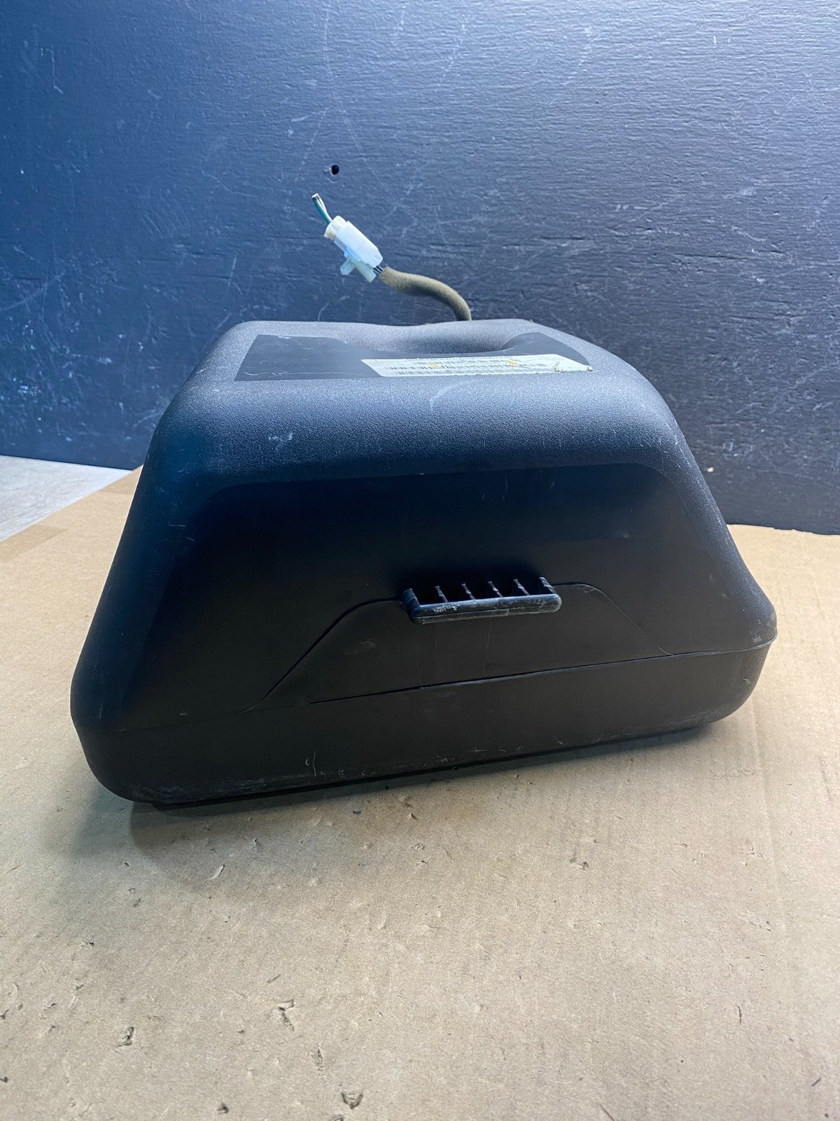 2012 2019 Dodge Charger Beats Subwoofer Speaker ae7444 DG4