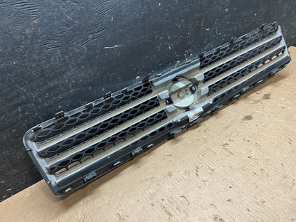 2009 to 2011 Nissan Maxima Front Upper Grill Grille 62070-9N00A Z3220 DG5