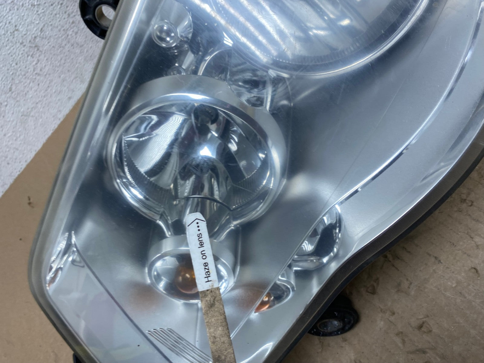 2008 to 2016 Chrysler Town and Country Left Driver Lh Side Headlight AE8859 LK4