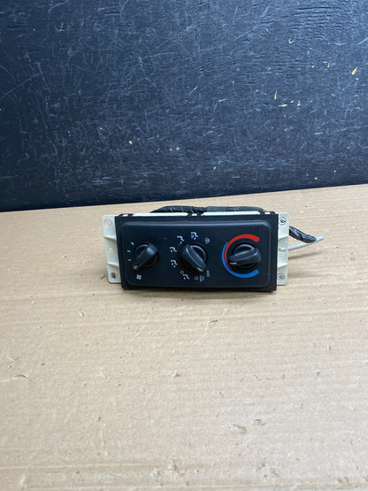 1998 to 2001 Dodge Ram 1500 Temperature Climate Control Heat AC Heater AG0109 DG1