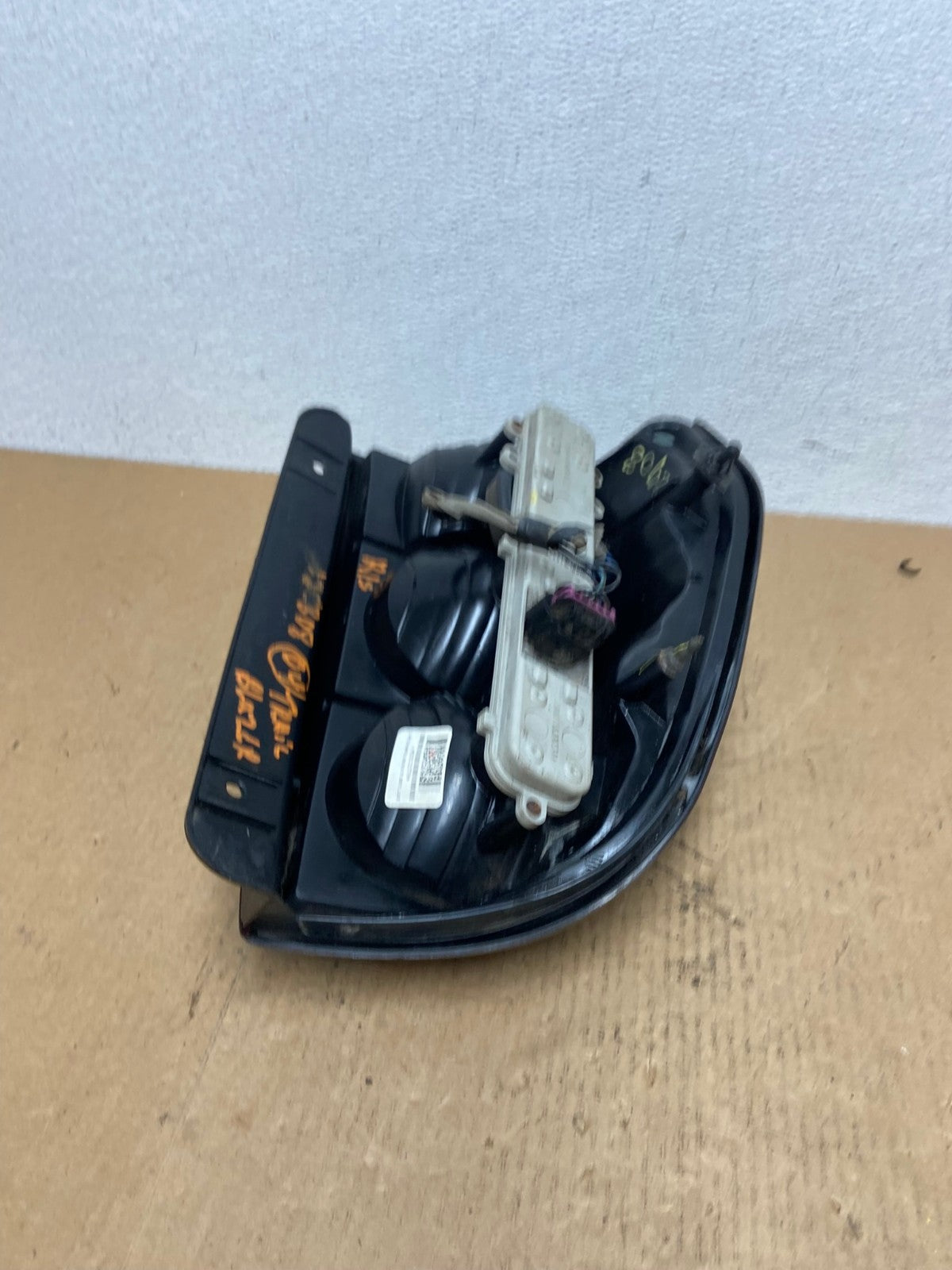 2002 to 2009 Chevrolet Trailblazer Right Passenger Rh Tail Light AC2908 LK6