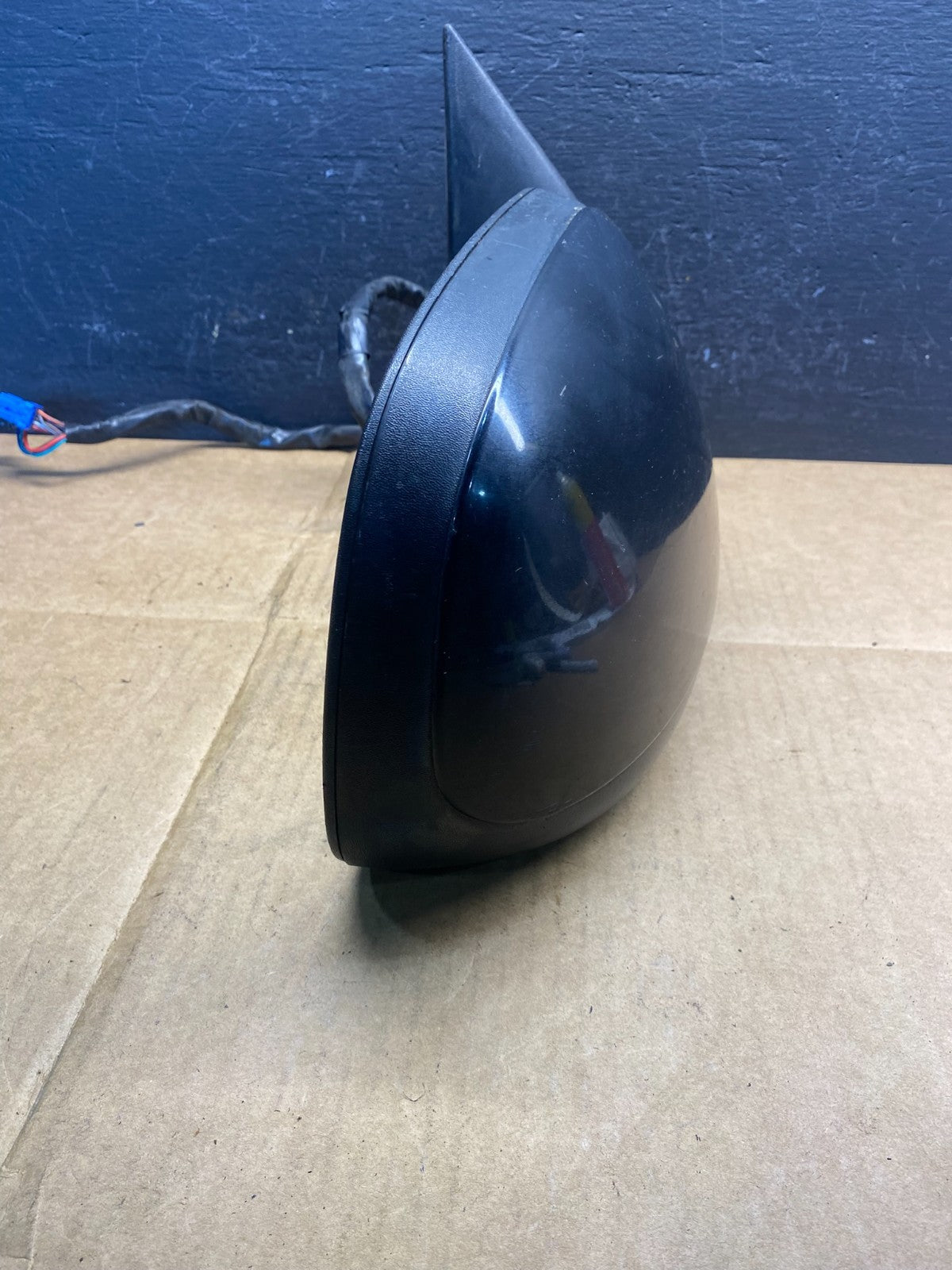 2003-2006 Chevrolet Avalanche Right Passenger Turn Sgn View Door Mirror ad3574DG11