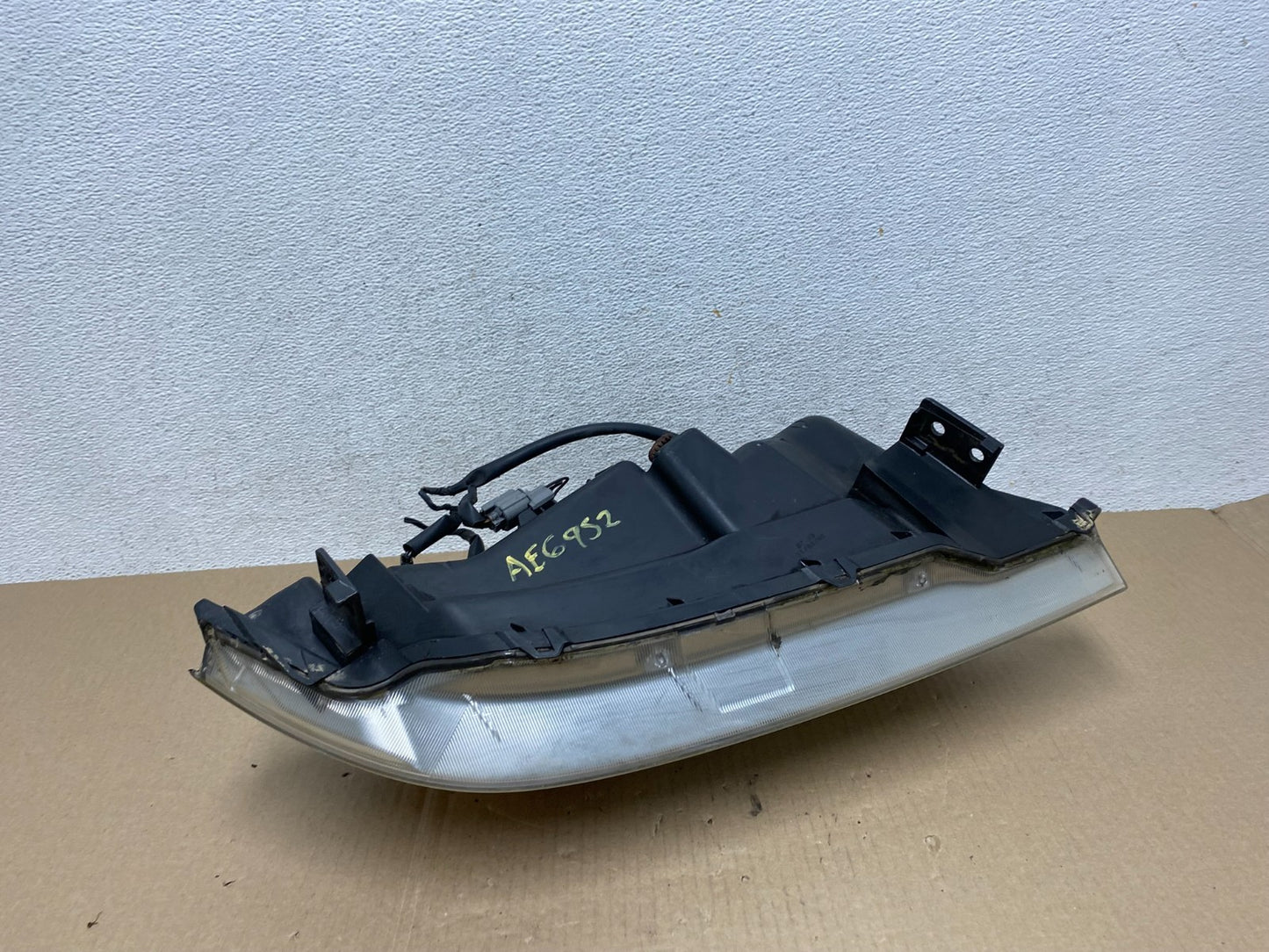2004 2005 2006 Acura MDX Left Driver LH Headlight Halogen AE6952 DW7