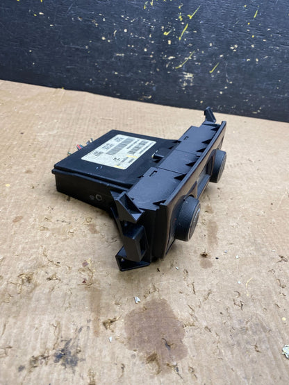 2006 to 2011 Cadillac DTS AC Heater Climate Control Panel z4470 DG1