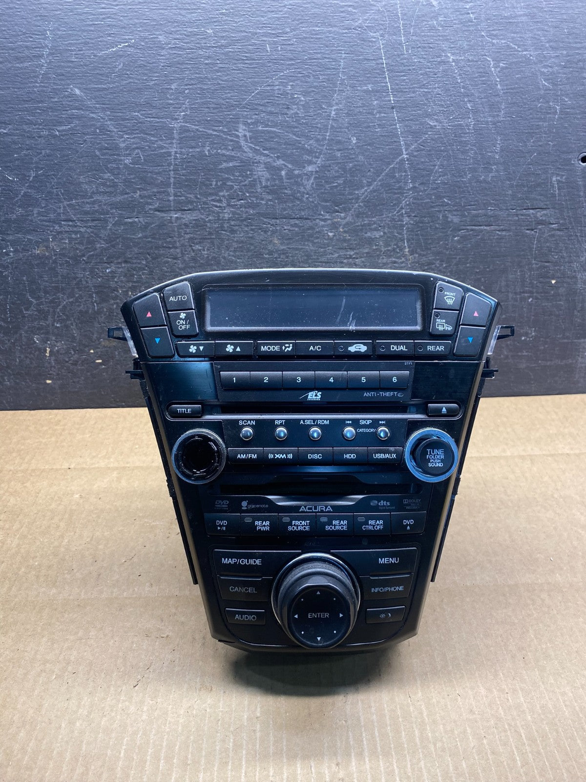 2010 - 2013 Acura Mdx Radio Stereo 6 CD Player Climate Control Pan AG9510 DG0