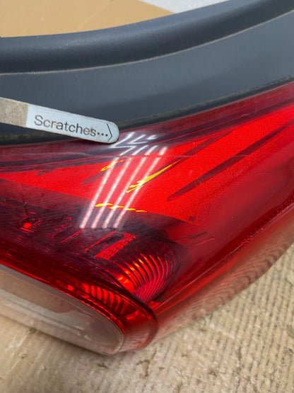 No Led Trim 2013-2015 Chevrolet Malibu Right Passenger Side Tail Light AE1656 LK3