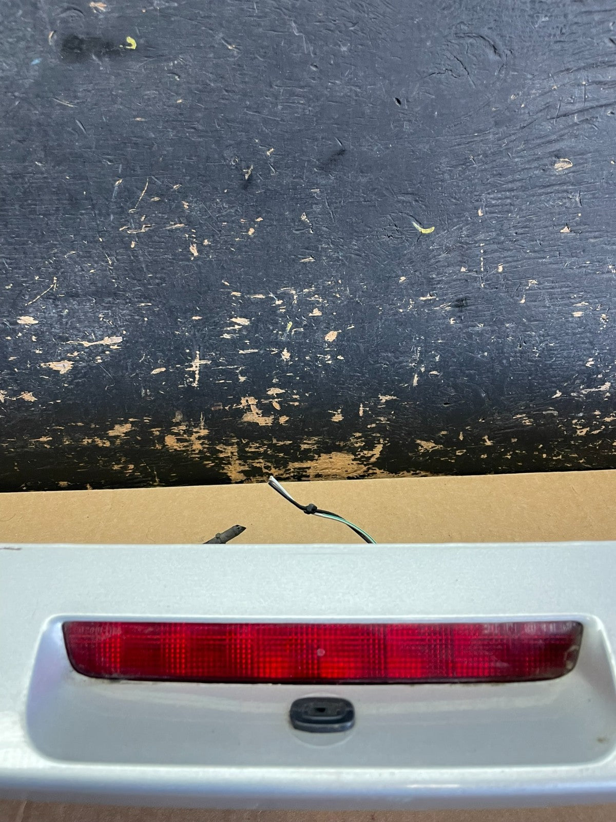 2009 to 2014 Volkswagen Routan Rear Spoiler OEM aa8958 DG6