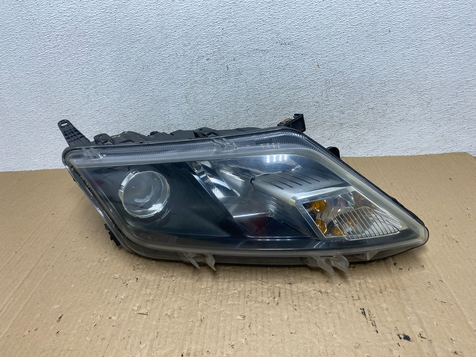 2010 2011 2012 Ford Fusion Right Passenger RH Headlight Halogen DEPO AE9034 DW0