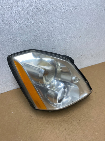 2006 to 2011 Cadillac DTS Right Passenger RH Side Xenon Hid Headlight AD4505 DW2