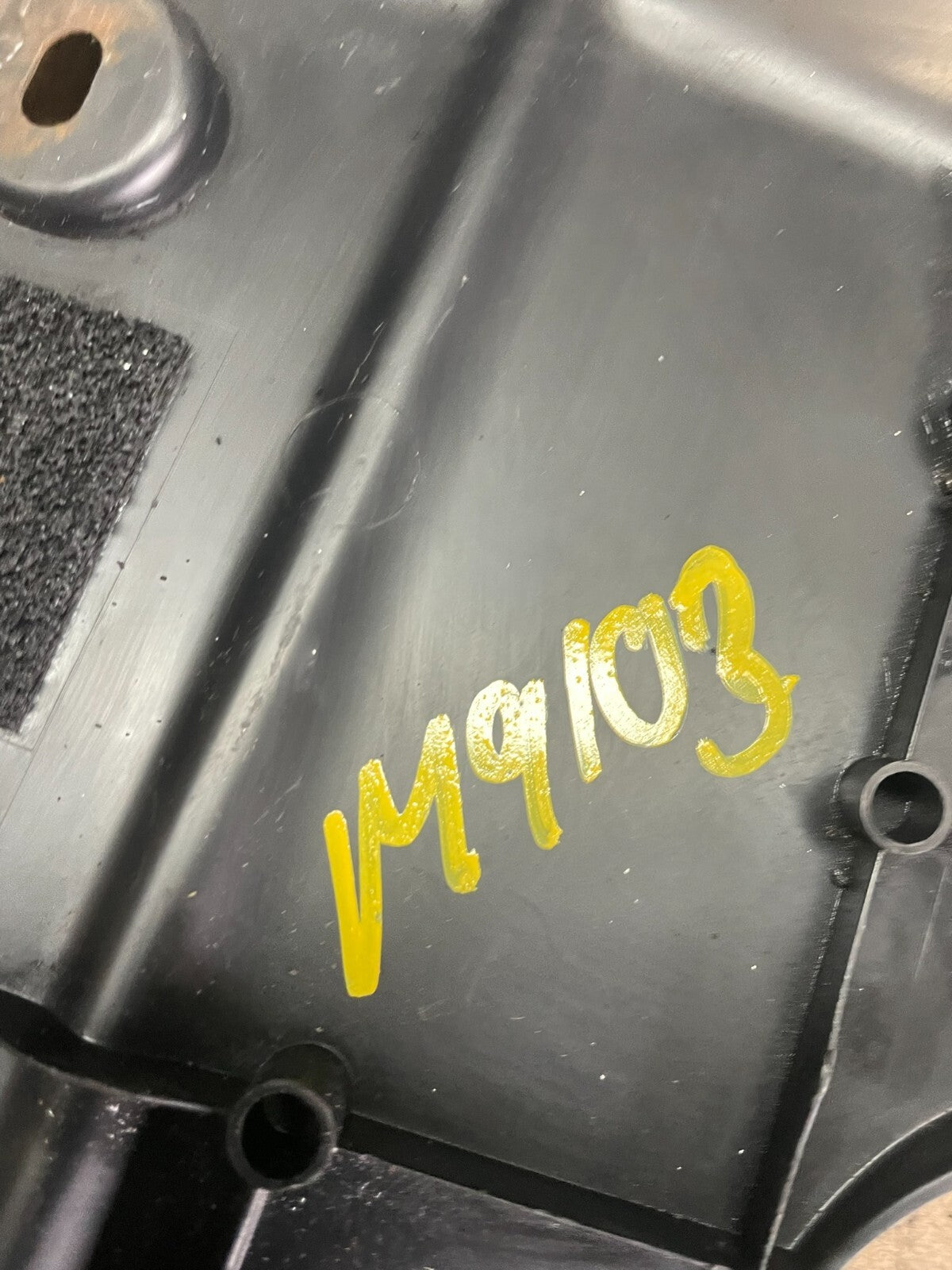 2006 to 2007 Toyota Highlander Hybrid Engine Motor Top Front Cover M9103 PS9