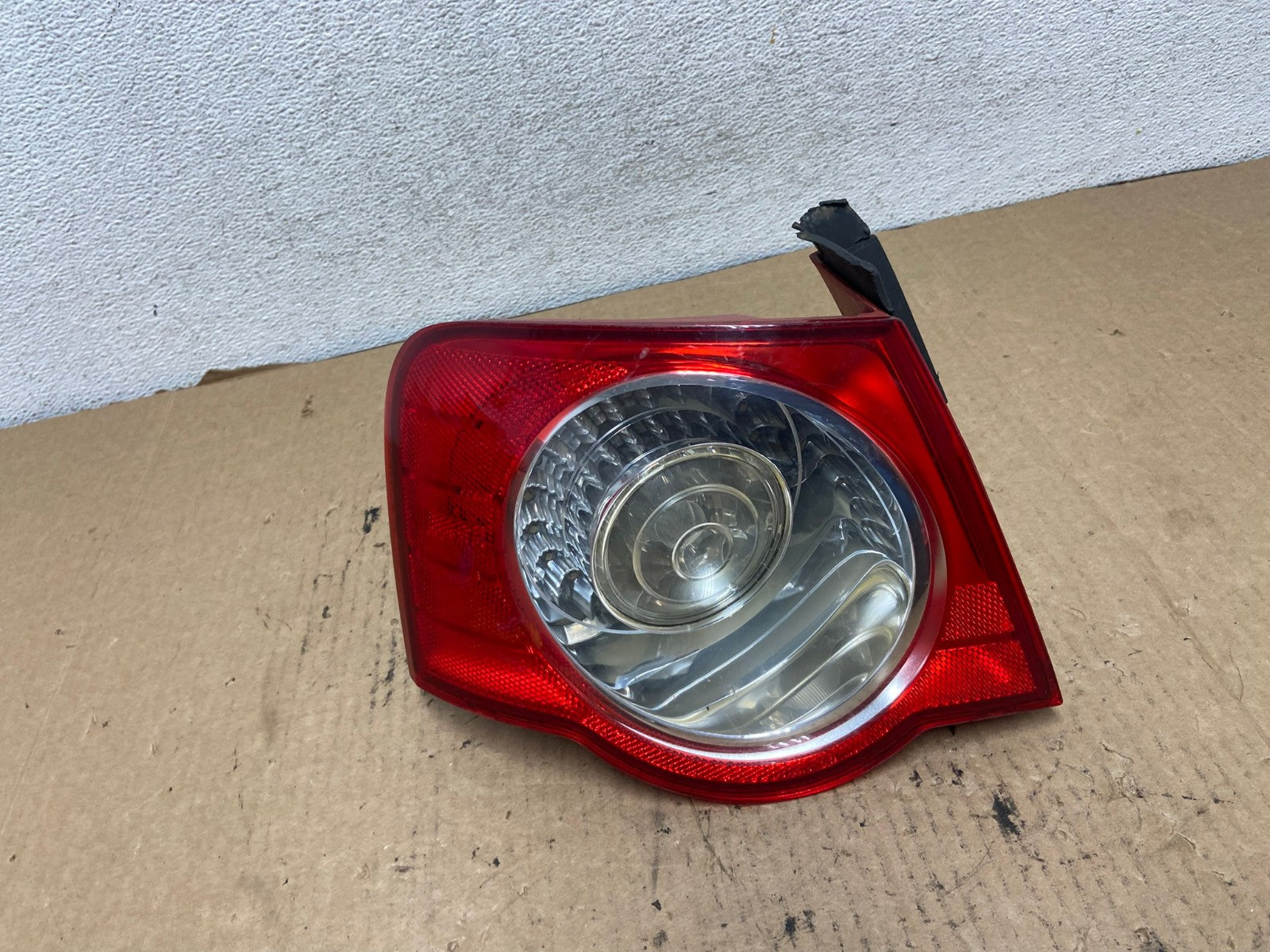 2006 to 2010 Volkswagen Passat Sedan Left Driver Side Tail Light AG2139 LK0