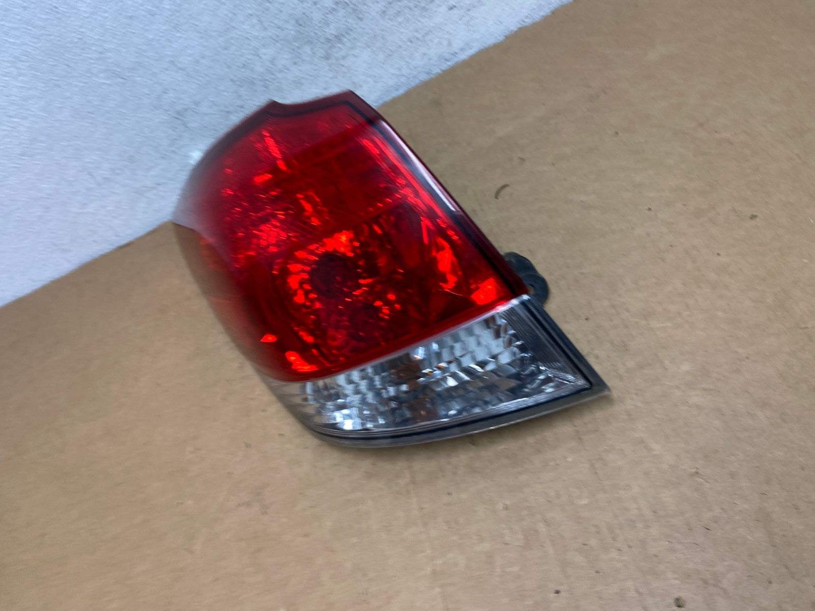 2010-2014 Subaru Outback Wagon Left Driver Lh Side Tail Light AD4490 LK1