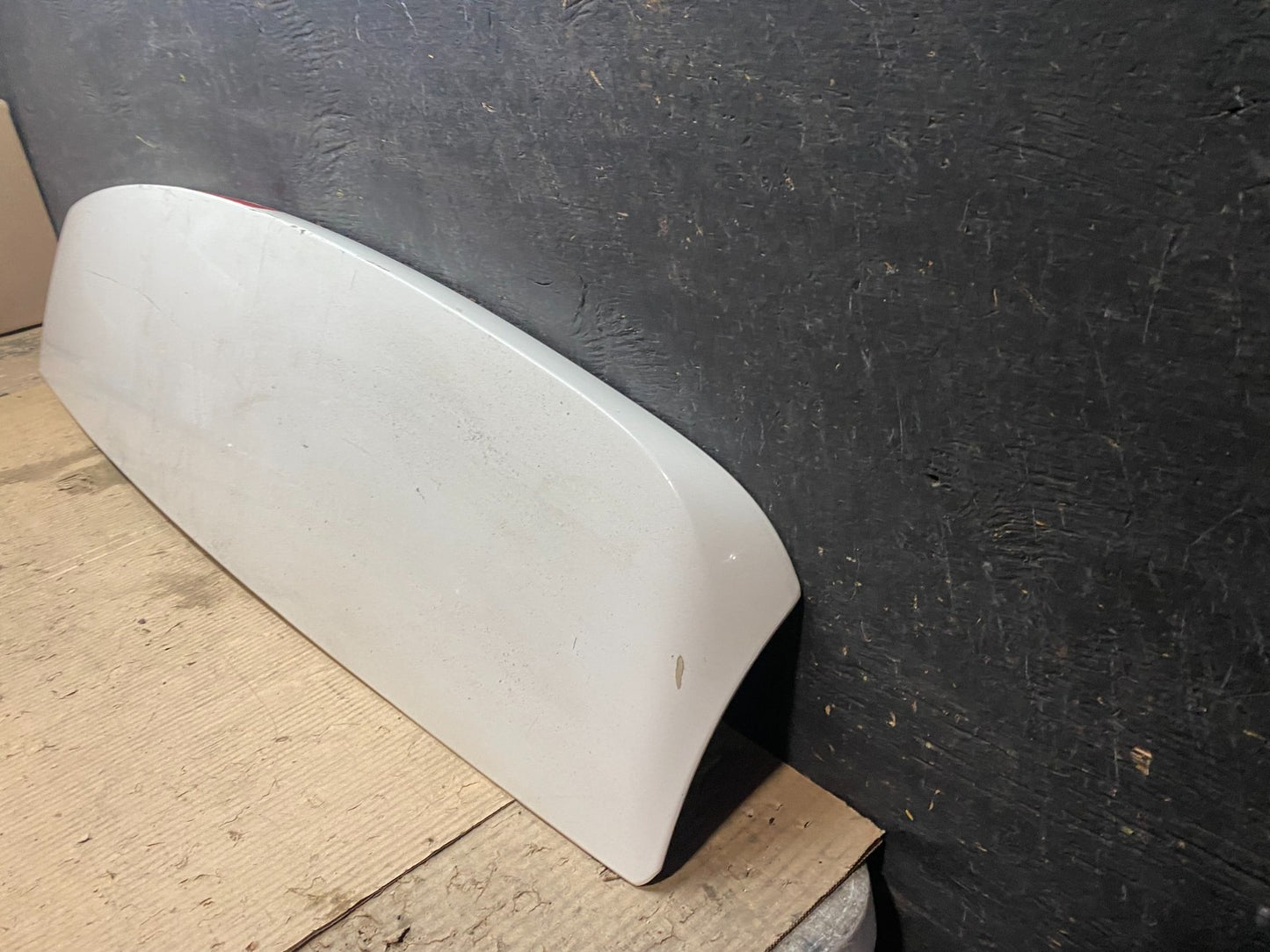 2011 to 2016 Chrysler Town & Country Rear Back Wing Spoiler X3557 DG1