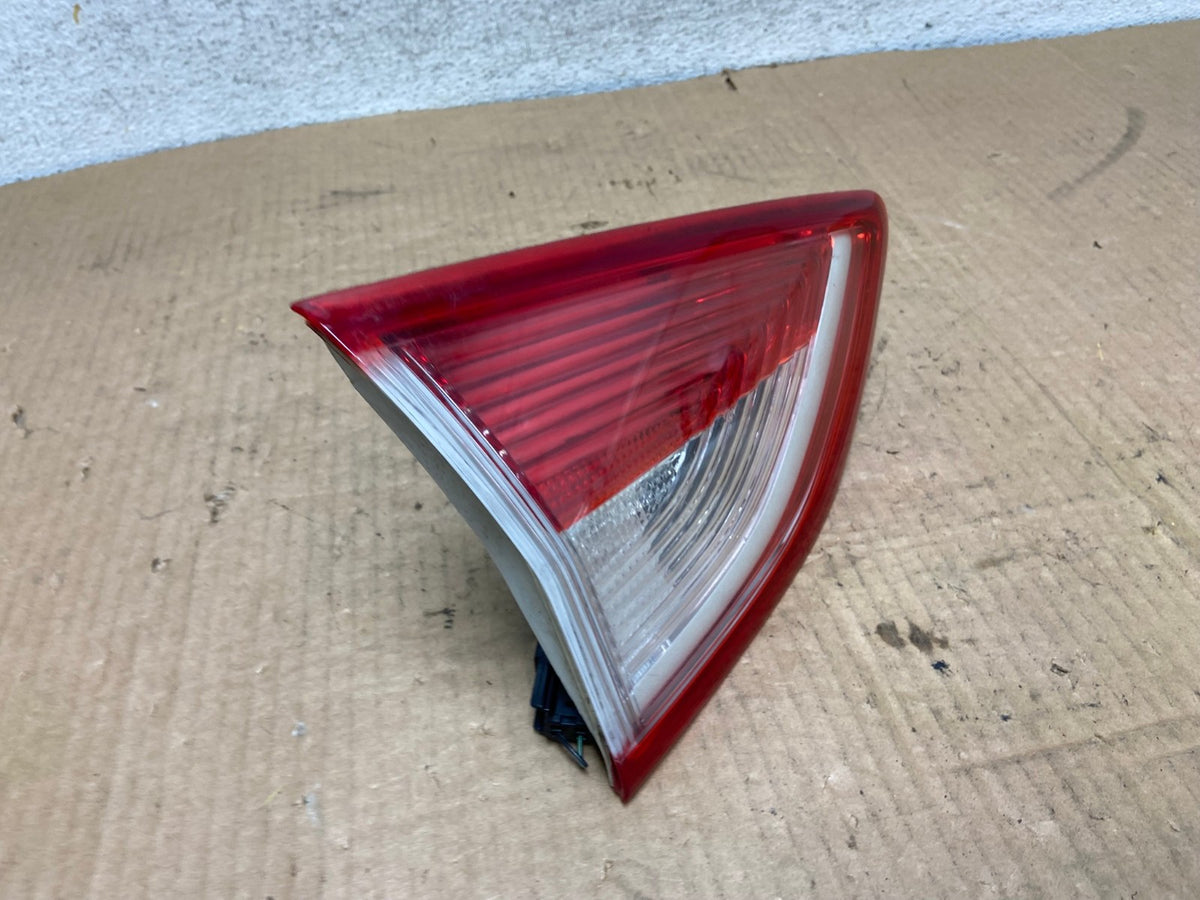 2013 to 2016 Ford Escape Left Driver LH Side Inner Tail Light AI8148 LK2