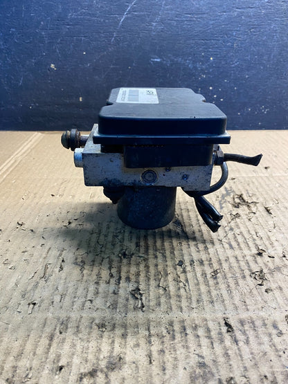 2009 to 2014 Cadillac Escalade ABS AntiLock Brake Pump Control 22910906 AB35102