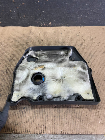 2004 to 2009 Mazda 3 DOHC 16 VALVE Engine Shield Top Cover O0976 PS4