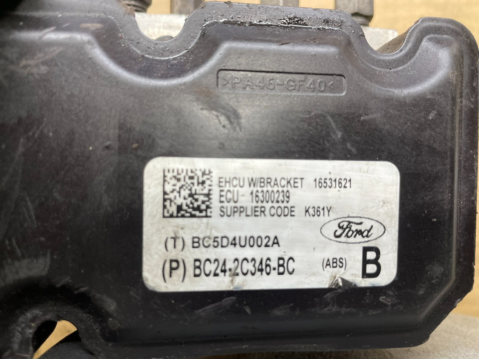2014 2015 FORD E350 Van  ABS Anti Lock Brake Pump Module O8571 DG5