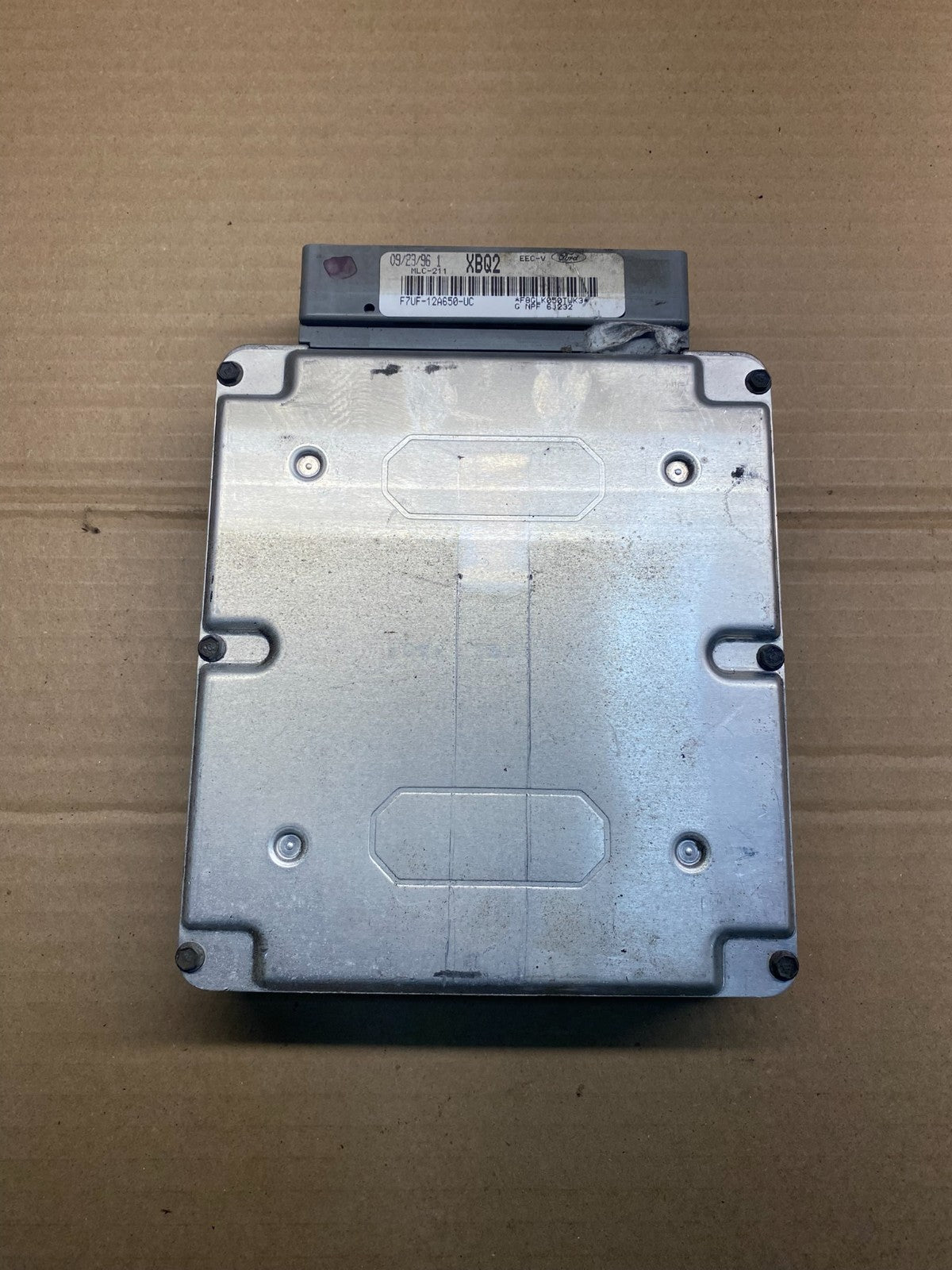 1997 Ford E250 E350 5.4L Van Engine Control ECU Computer Module ad9410 DG1