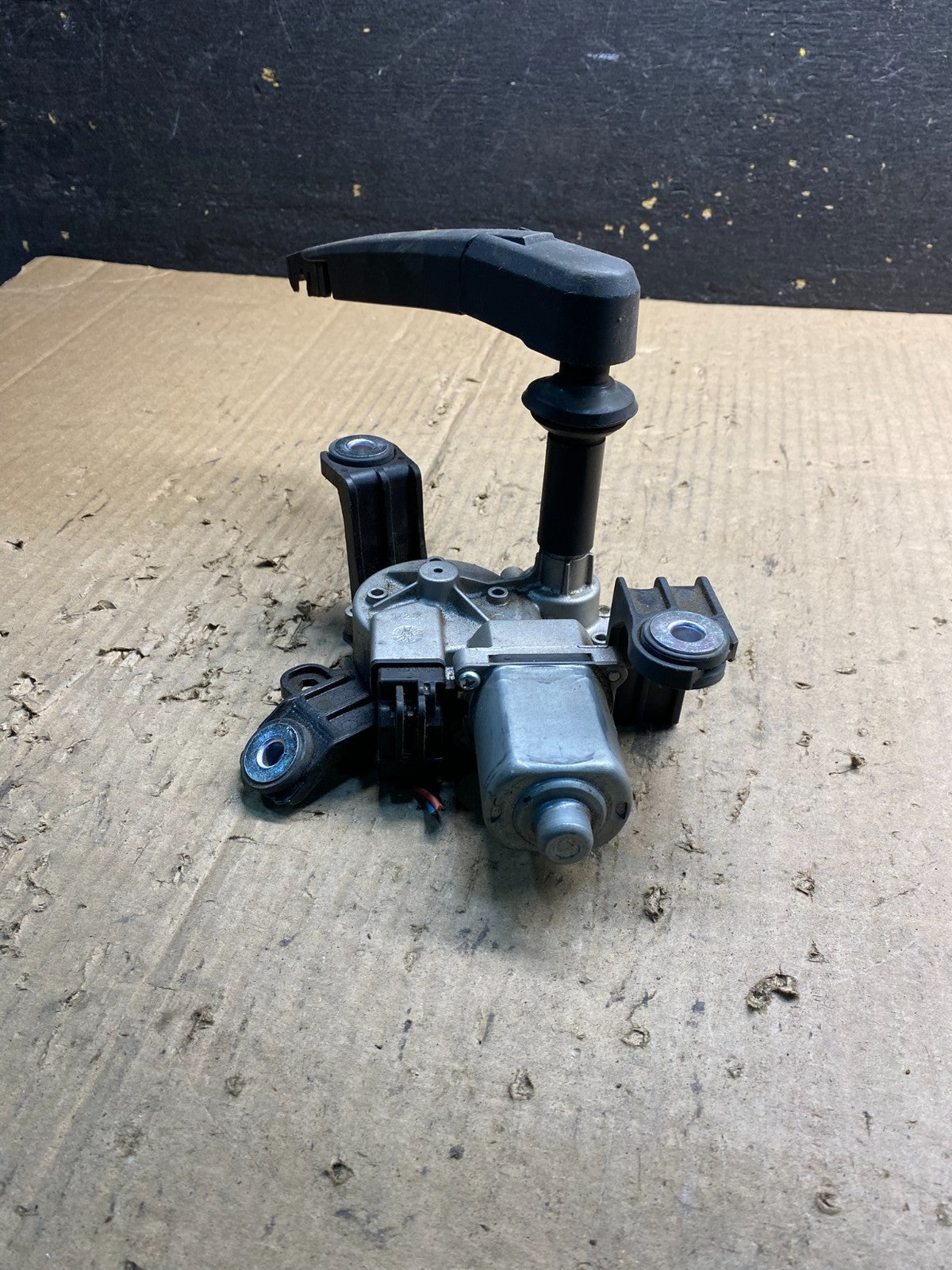 2009-2017 Chevrolet Traverse Rear Glass Windshield Wiper Motor AB0380 DG4